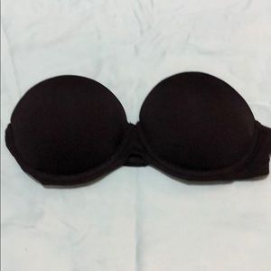 Victoria’s Secret strapless bra